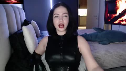 Call me Miss. online show from March 3, 11:11 pm