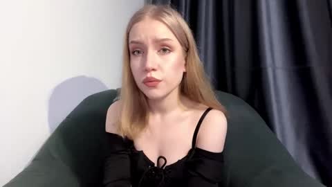 Alice online show from November 30, 7:51 pm