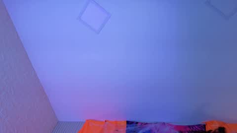 Snapshot of railey_rosse_ chatting on October 10, 7:19 pm Welcome to my room online show from October 10, 7:19 pm