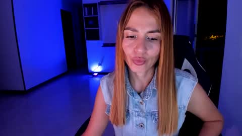 Jennyindependent model . online show from January 1, 12:43 am