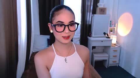 raindrizzle1706 online show from September 10, 8:14 am