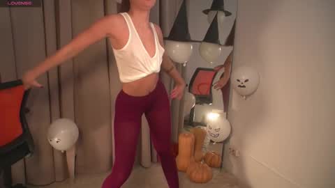 Darcy online show from October 27, 9:31 pm