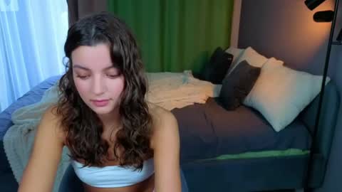 Darcy online show from May 26, 8:13 am