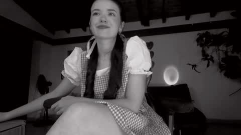 Snapshot of rami___ chatting on October 26, 5:36 am Ramona online show from October 26, 5:36 am