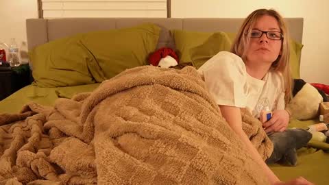 Snapshot of ramichick chatting on February 22, 2:17 am Rami online show from February 22, 2:17 am