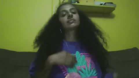 Random girl on sofa online show from November 2, 2:48 am