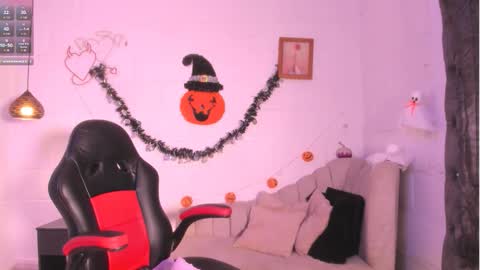 Snapshot of raquel_dl chatting on October 16, 9:39 pm Raquel online show from October 16, 9:39 pm