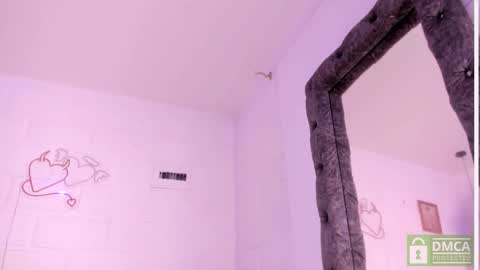 Snapshot of raquel_dl chatting on October 7, 12:15 am Raquel online show from October 7, 12:15 am