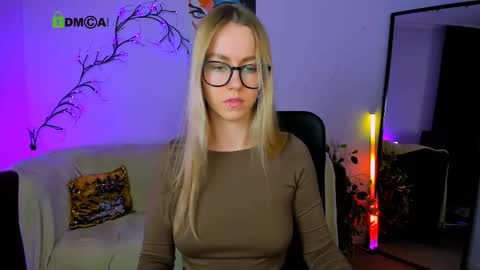 Raquel online show from September 26, 7:22 pm