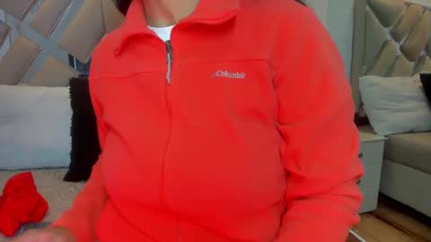 Snapshot of raquel_moore chatting on February 28, 9:36 am Raquel Moore online show from February 28, 9:36 am