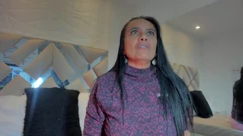 Snapshot of raquel_moore chatting on March 7, 11:26 pm Raquel Moore online show from March 7, 11:26 pm