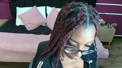 Raquel online show from December 19, 7:18 pm