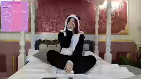 raquellross online show from September 16, 10:40 pm