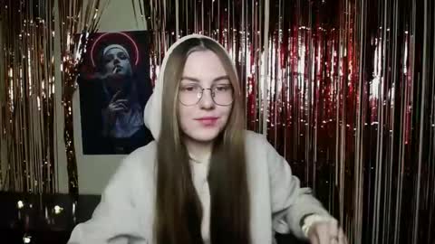 raspberry0101 online show from December 5, 5:48 am