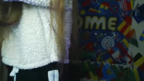 Snapshot of raspberry0101 chatting on October 8, 1:04 pm raspberry0101 online show from October 8, 1:04 pm