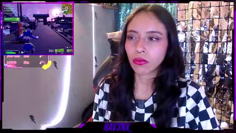 Snapshot of rav3nx_ chatting on October 26, 9:05 am online show from October 26, 9:05 am