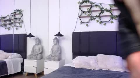 Raven online show from February 20, 11:20 am