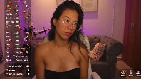 Snapshot of raven_stonee chatting on October 5, 3:44 am Raven online show from October 5, 3:44 am