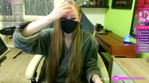 Snapshot of realartofslut chatting on January 21, 6:12 pm realartofslut online show from January 21, 6:12 pm