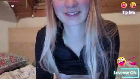 IG realmiagold online show from November 14, 7:47 pm