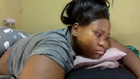 REAL1SWEETHEART online show from December 25, 5:05 am