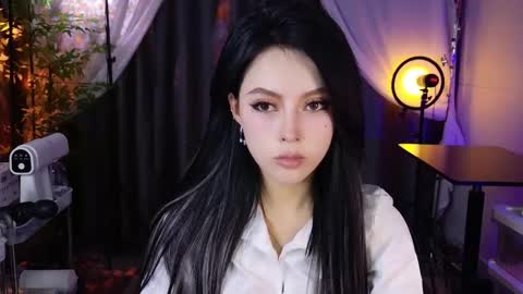 reaowna___ online show from January 12, 9:53 pm