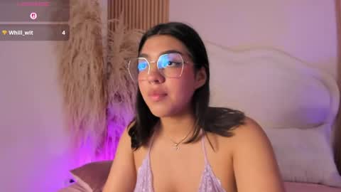rebeca_taylor_ online show from March 27, 4:14 am
