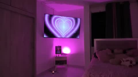 Rebeca online show from October 20, 1:52 am