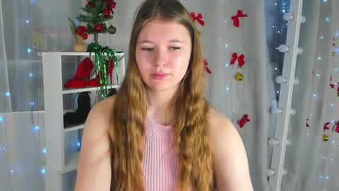 rebecca_____ online show from December 6, 6:28 pm