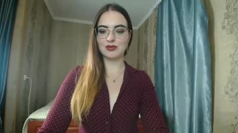 Rebecca online show from November 5, 2:33 pm