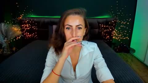 rebecca_diamonds online show from September 20, 12:03 pm