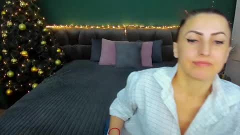 rebecca_diamonds online show from January 2, 6:07 am