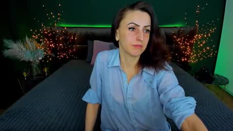 rebecca_diamonds online show from February 4, 6:14 am