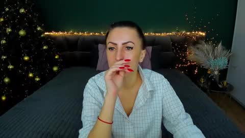 rebecca_diamonds online show from December 30, 6:31 am