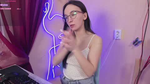 rebecca_kisa online show from January 14, 10:17 am