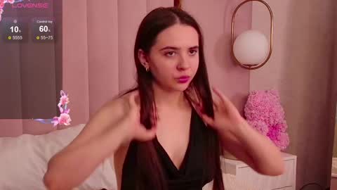 Rebecca online show from September 14, 5:33 pm