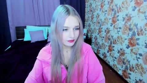 rebeccachamb online show from September 27, 7:54 pm