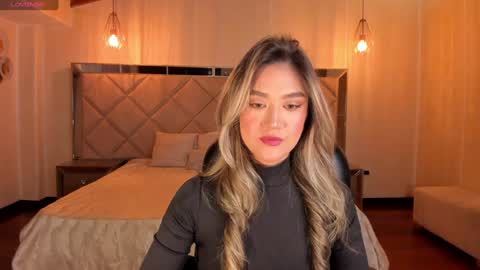 Rebe online show from December 18, 3:37 am