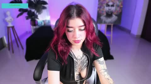 Snapshot of rebekahblack_ chatting on December 17, 8:32 pm Rebekah online show from December 17, 8:32 pm