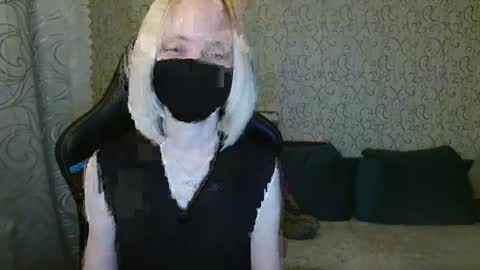 Snapshot of rebesaolset chatting on January 24, 5:00 pm RebesaOlset online show from January 24, 5:00 pm
