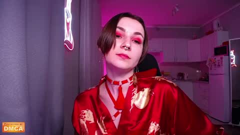 Elpis online show from February 14, 8:15 pm