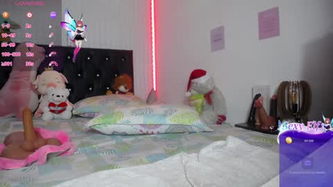 Snapshot of red_girlofficial chatting on January 13, 5:33 am Taliana online show from January 13, 5:33 am