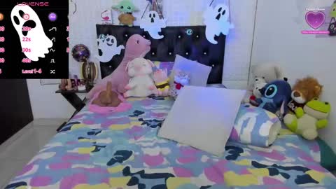 Snapshot of red_girlofficial chatting on October 16, 5:10 am Taliana online show from October 16, 5:10 am