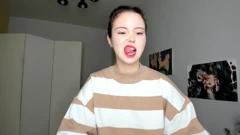 Snapshot of red_mok chatting on October 30, 12:57 am Neta online show from October 30, 12:57 am