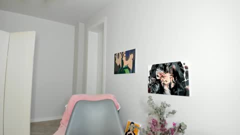 Snapshot of red_mok chatting on October 23, 3:45 am Neta online show from October 23, 3:45 am