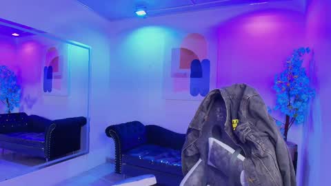 Res Moon online show from October 4, 11:49 am