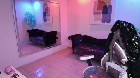 Res Moon online show from October 13, 11:24 am