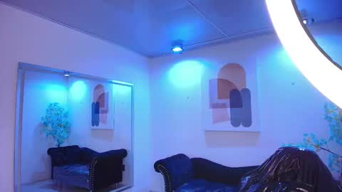 Res Moon online show from October 20, 11:13 am