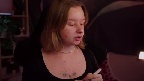 QUEEN OF EVIL online show from September 21, 2:21 am