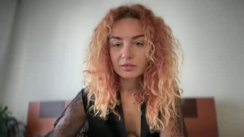 Emily online show from March 29, 10:03 am